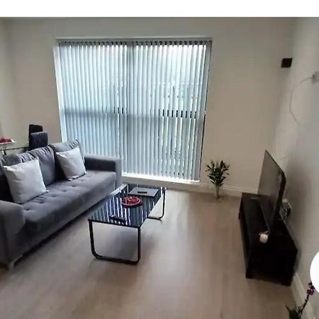 Cozy 2 Bedrooms Apartment Canvey Island 外观 照片